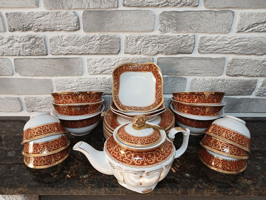 Продам столовый набор