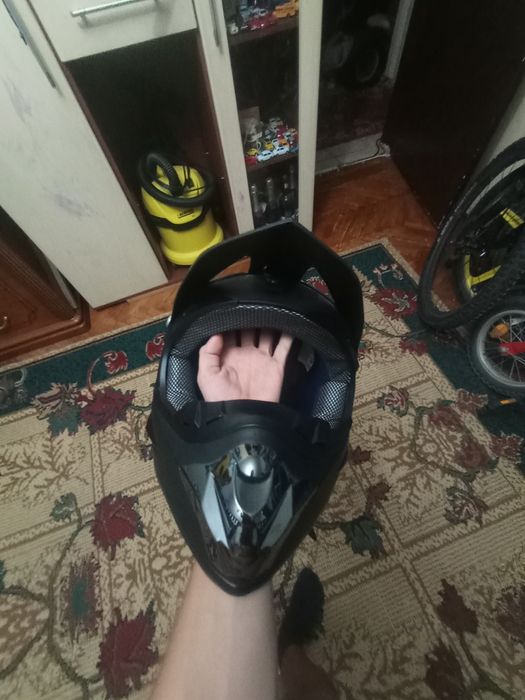 Vând cască full face pentru biciclete