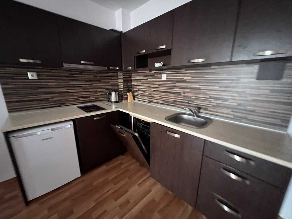 Продава се Двустаен апартамент в к.к. Слънчев бряг - 72 кв.м за 1139 €/кв.м - Снимка #4