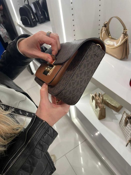 Оригинална чанта Michael Kors
