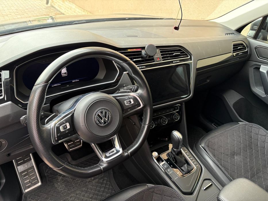Volkswagen Tiguan 2.0 tdi dsg