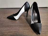 Елегантни обувки Graceland
