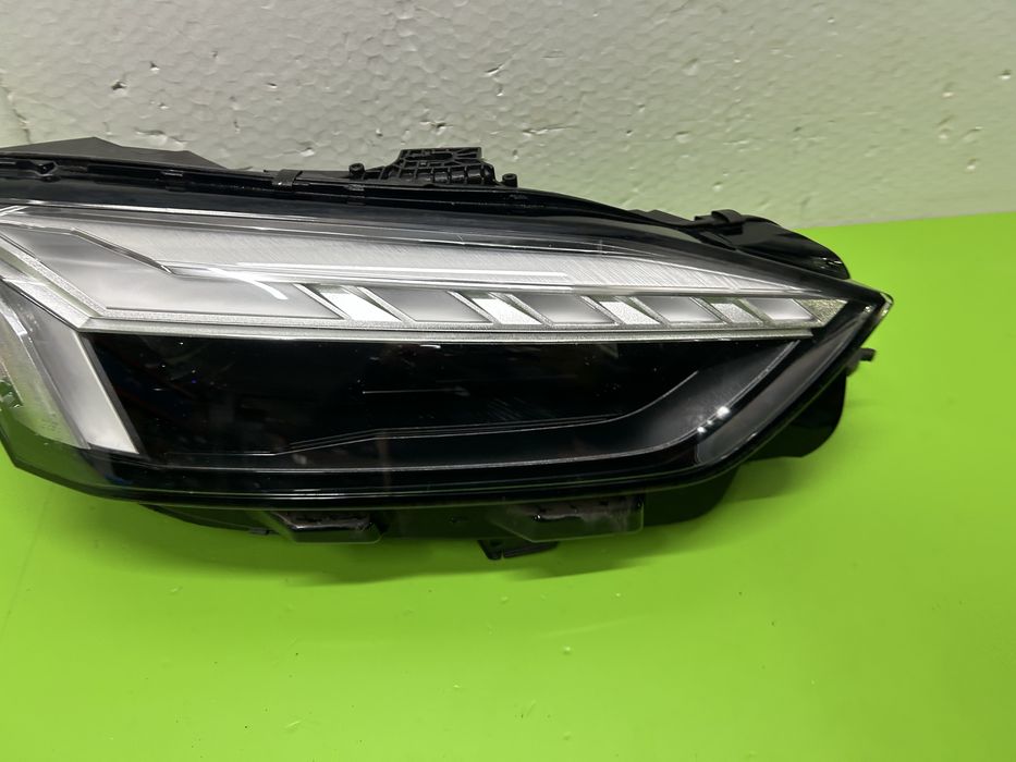 Far Audi A5 B9 8w6 facelift Matrix full led adaptiv dreapta 2021-2024