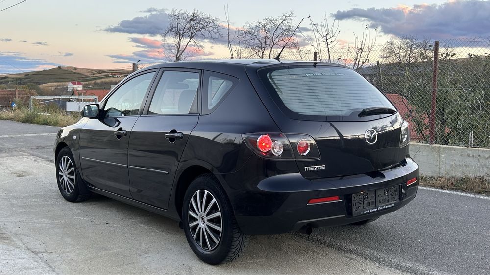 Vand Mazda 3 1.6 benzina
