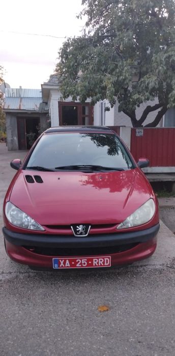Vând Peugeot 206