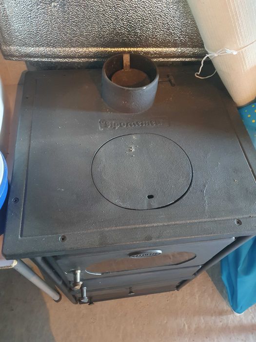 Печка за твърдо гориво