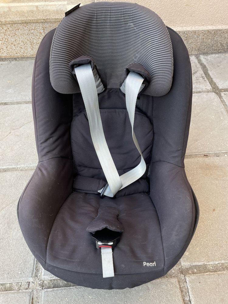 Maxi Cosi Family Fix база (Isofix) и столче Pearl