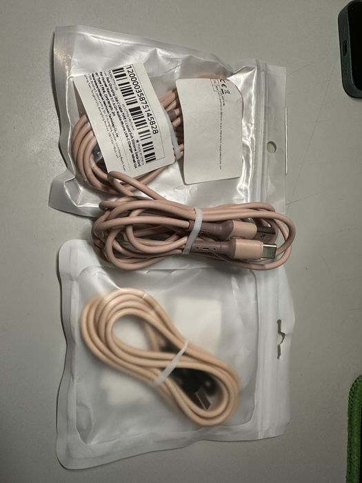 Cablu incarcare USB-C 1.5 si 2 metri roz Iphone 15 16 Samsung S24 S25