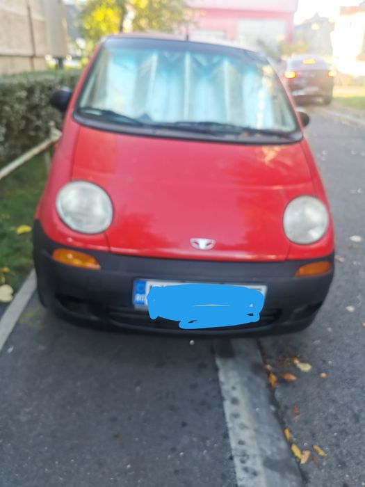 Vând Daewoo Matiz, înmatriculată, ideala pentru oraș, consum redus.