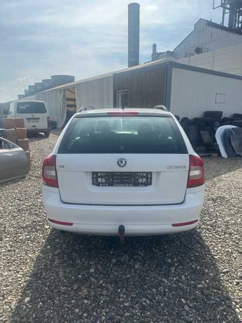 Dezmembrez Skoda Octavia 2 combi 2010 1,6tdi