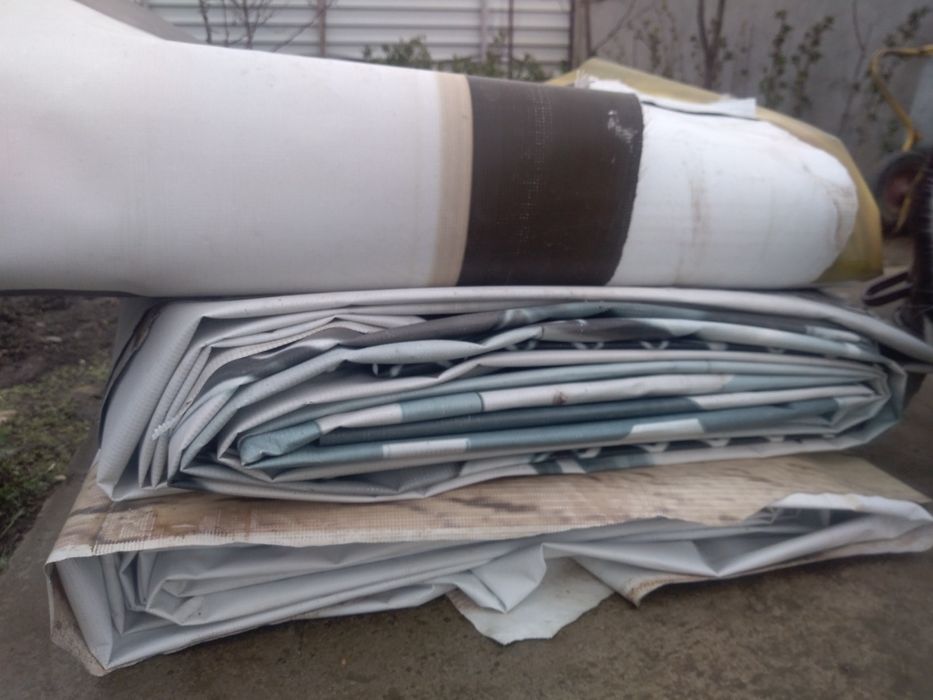 Vînd prelată .cauciucată .lungime 8pe 4 /sau 6/3 si4/3 doar in jud.