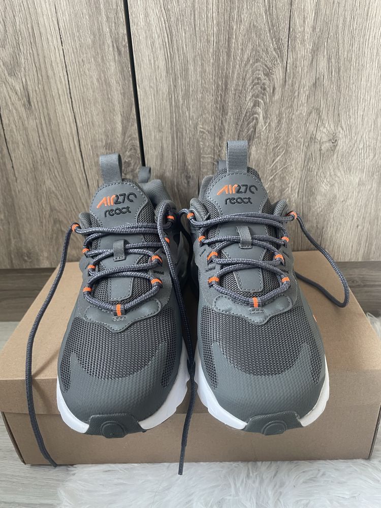 Nike Air Max 270 React GS