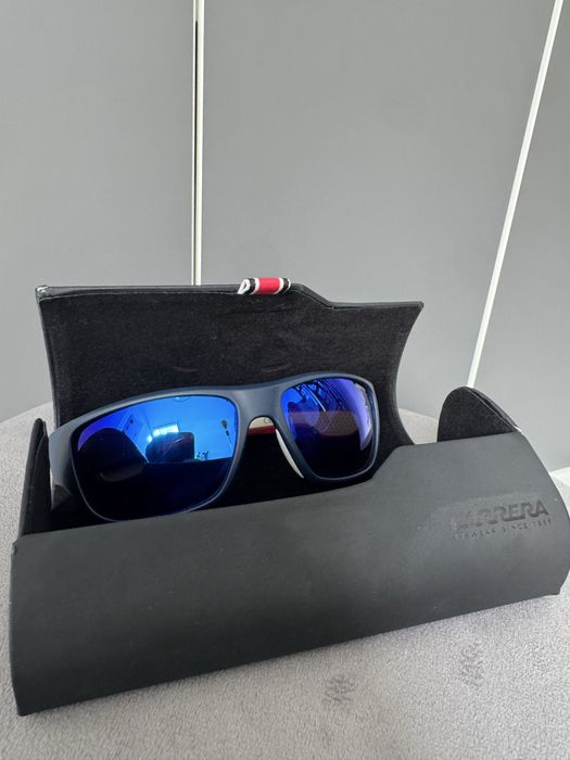 Ochelari de soare Carera