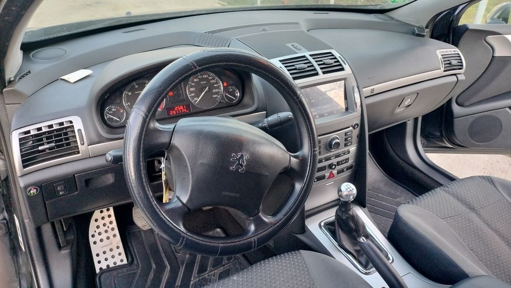 Vând Peugeot 407