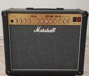 Marshall JCM 2000-DSL 401