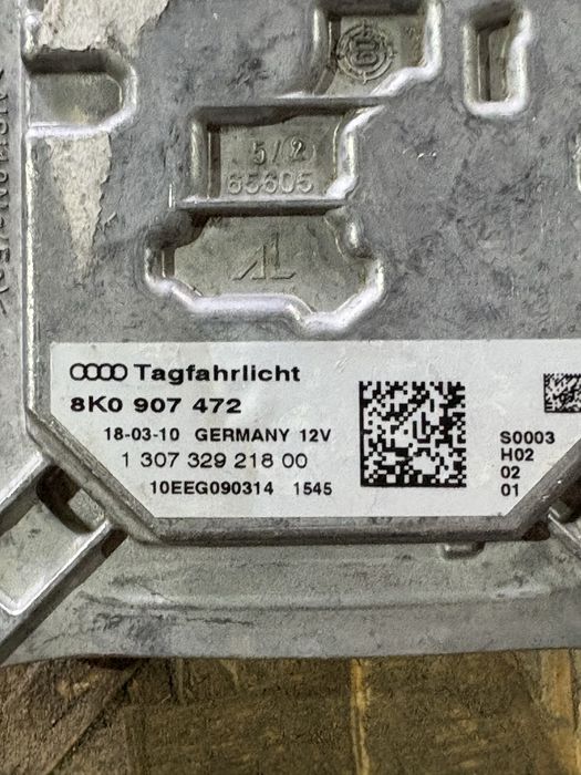 Audi A4 B8 Баласти Запалки десен фар би ксенон