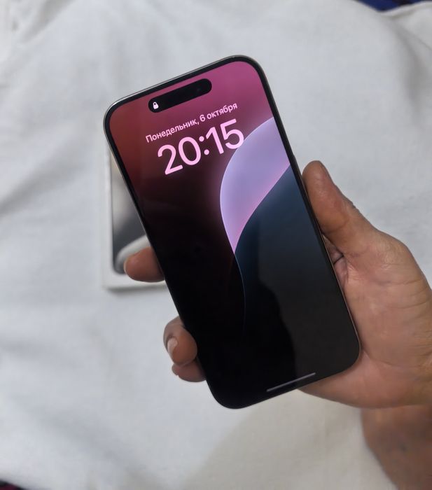 IPhone 15 Pro natural titanium 86