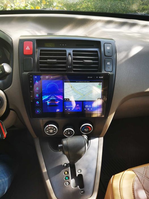 PROMOTIE - Navigatie GPS Android 15 Hyundai Tucson , QLed Carplay