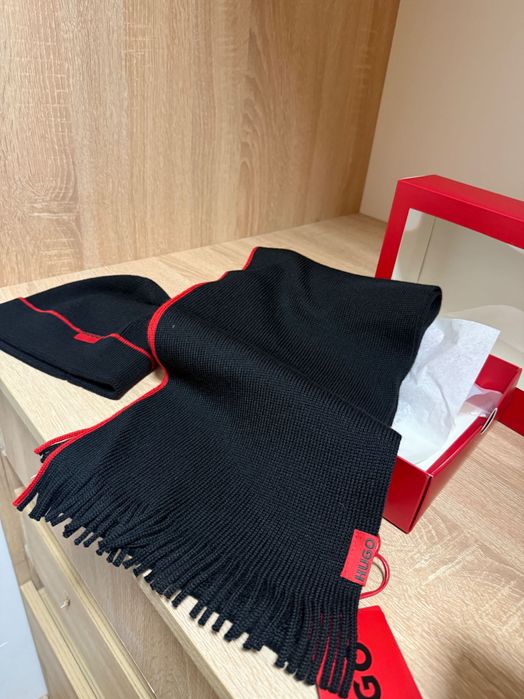 Комплект на Hugo