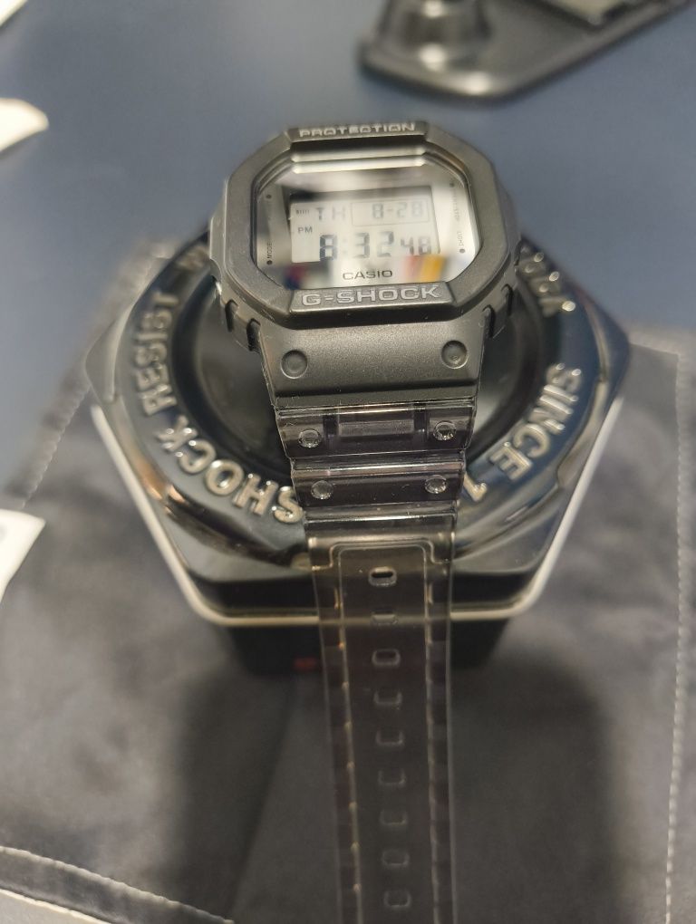 Часовник Casio G-Shock DW-5600SK-1