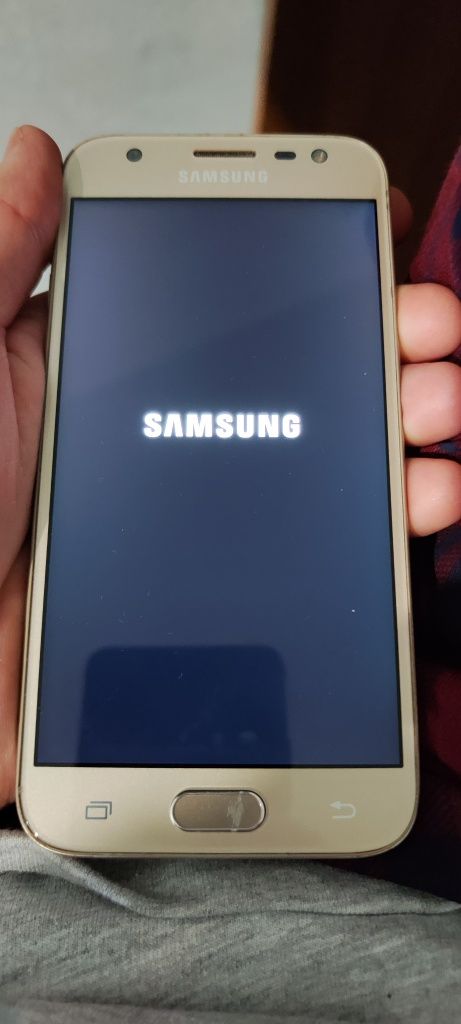 Продам  Samsung j3 2017