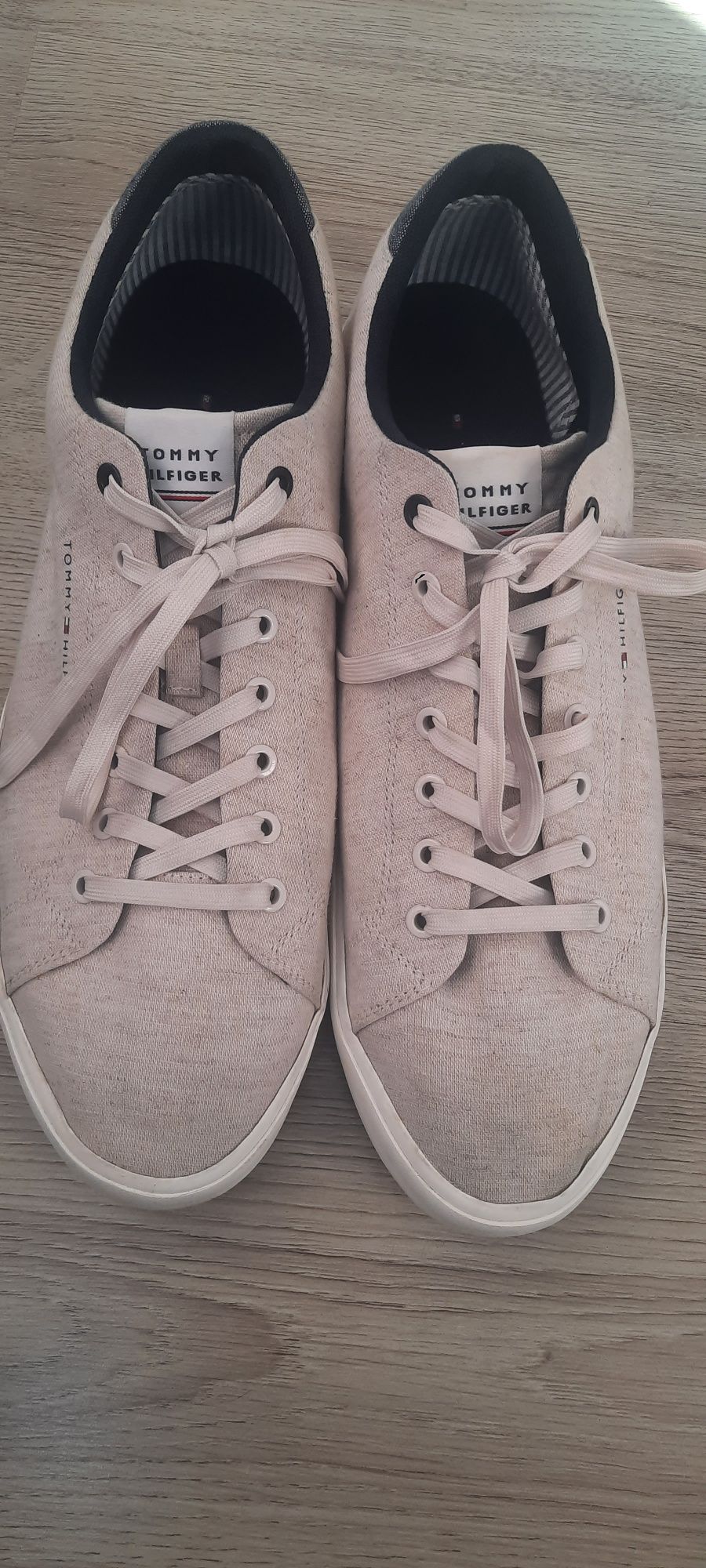Кецове Tommy Hilfiger 48 номер ,32 см