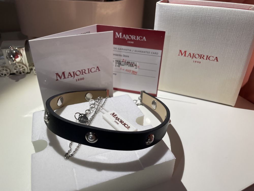 Choker Majorica Перли и кожа