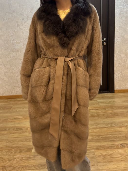 Норковая шуба с соболиным воротником