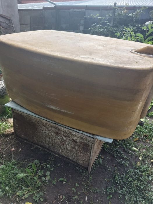 Bazin fibră de sticlă de 1000litri