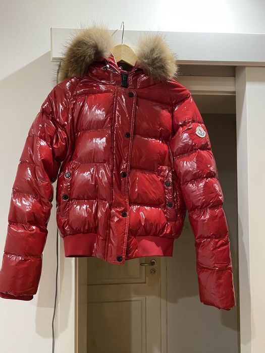 Зимно яке в червено