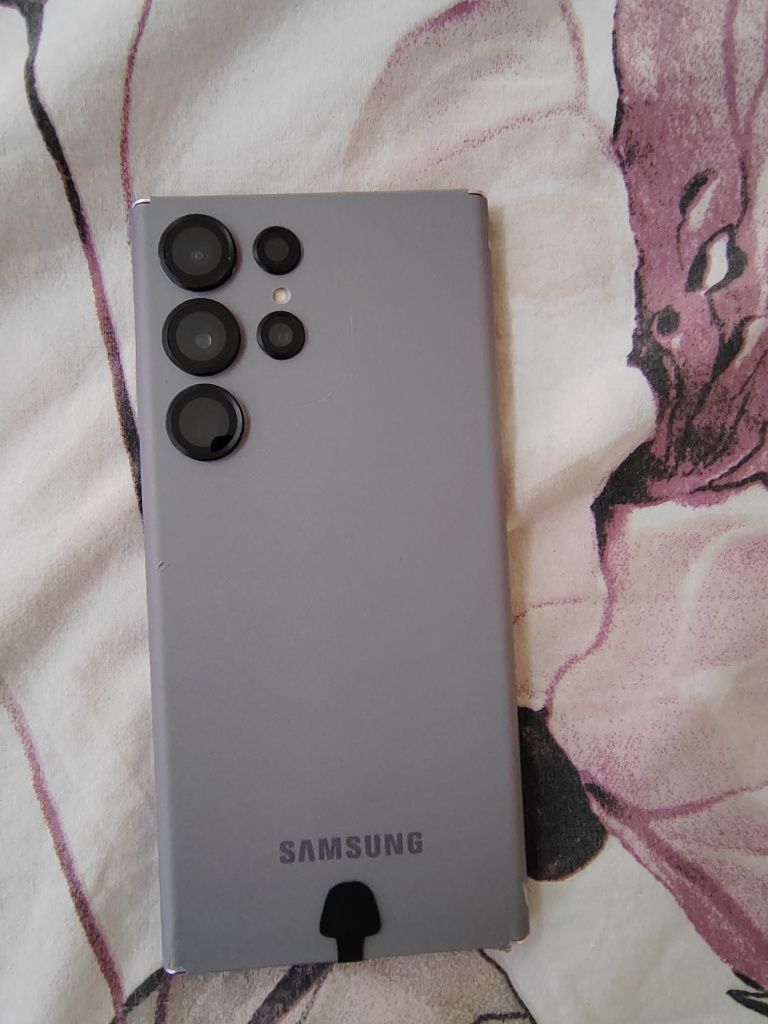 Нов Samsung galaxy s23 ultra 12/512