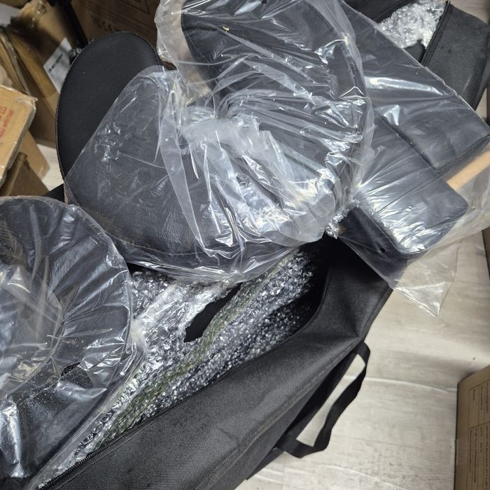 Козметичена масажна кушетка -легло