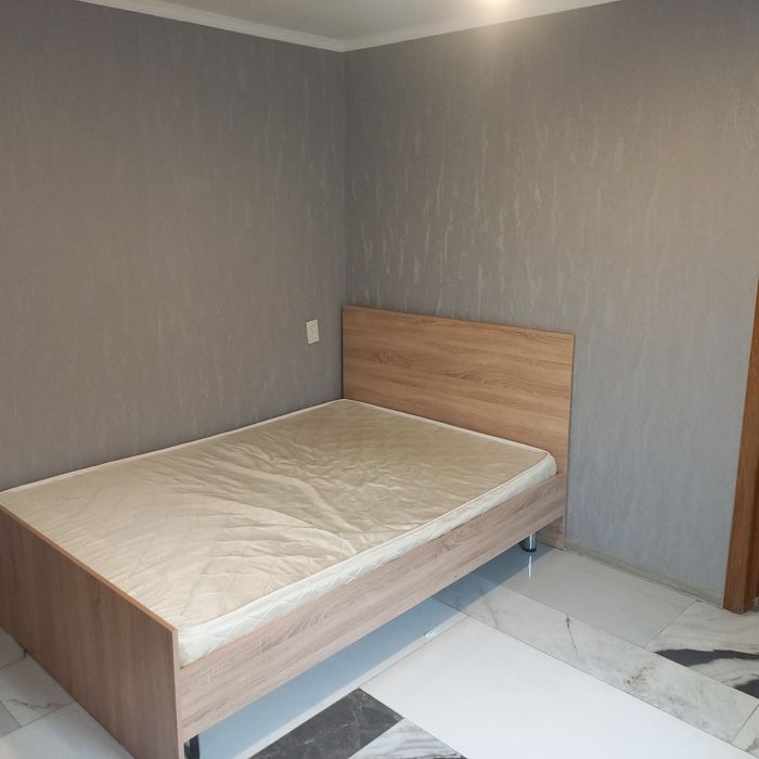 Сдам однокомнатную благоустроенную времянку.