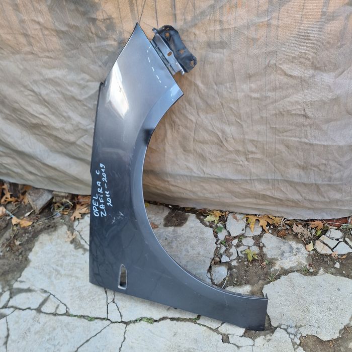 Opel Zafira C 2011-2019 десен калник