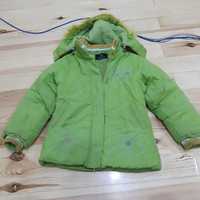 Куртка-полупальто  девичья теплая  на 4-6 лет.