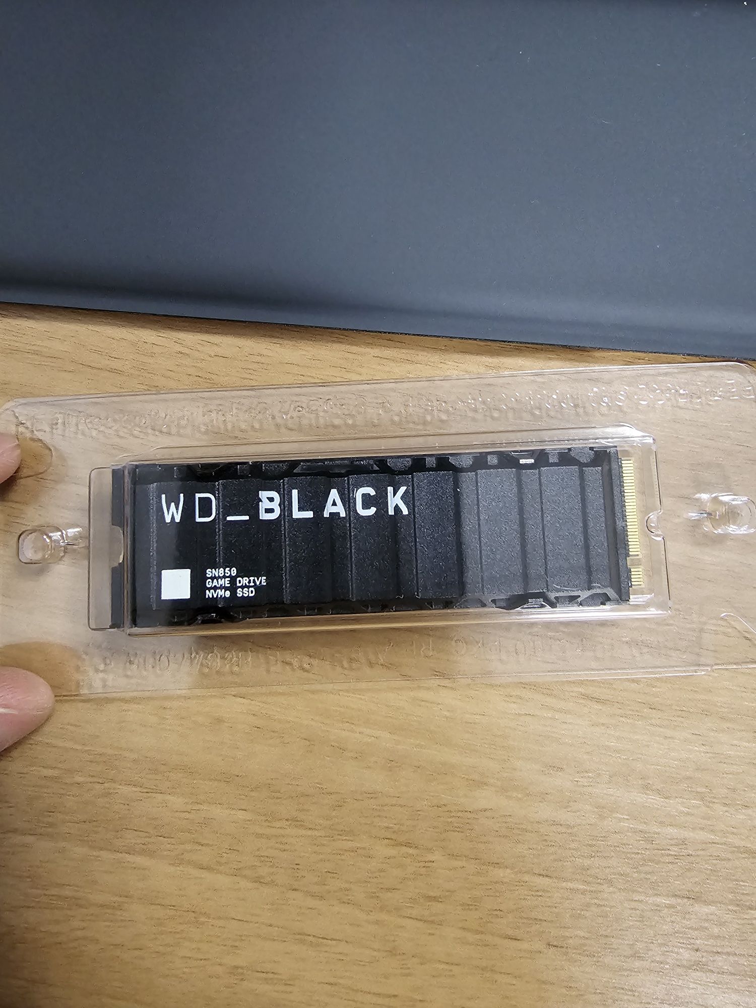 Игровой SSD WD SN850 Gen4 с радиатором 1TB идеально подходит для PS 5