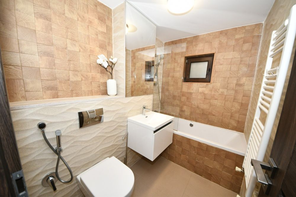 Apartament piata centrala et.1