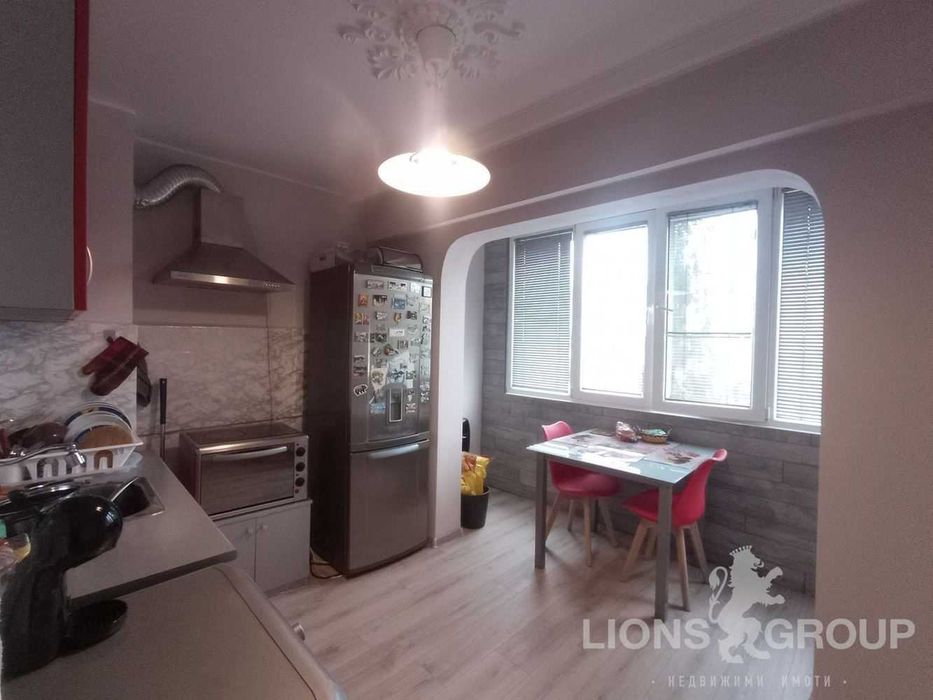 Продава се Тристаен апартамент в Варна, Младост 2 - 61 кв.м за 2263 €/кв.м - Снимка #2