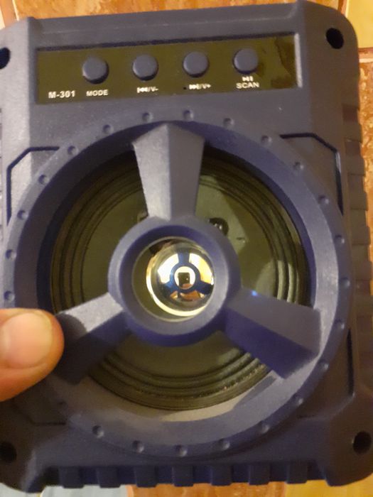Boxa portabilacu usb wi fi si radio
