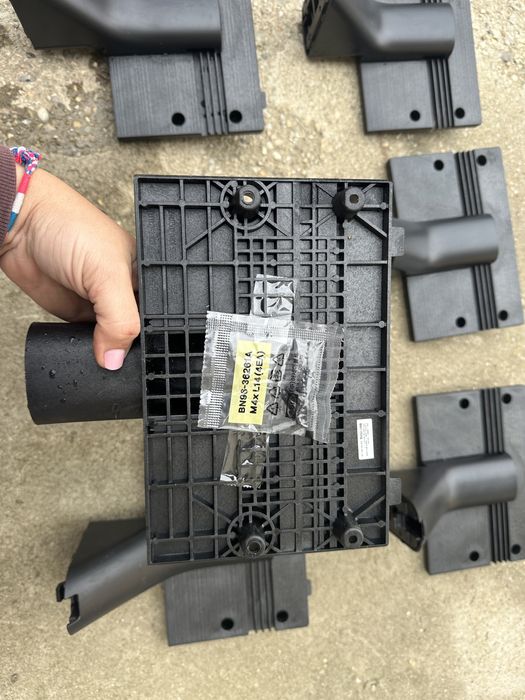 Picioare TV si alte accesorii