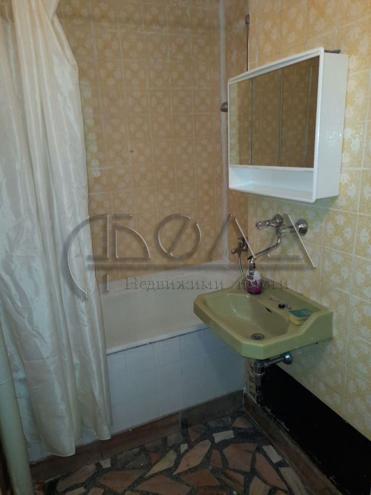 Продава се Тристаен апартамент в София, Оборище - 80 кв.м за 3125 €/кв.м - Снимка #8
