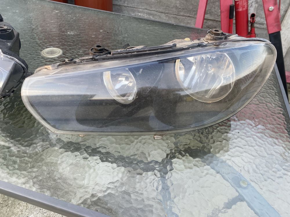 Faruri St/Dr Vw Scirocco An2010 Pret 700 lei buc