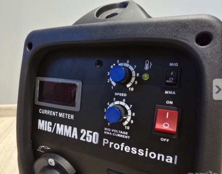 250А МАX Електрожен + Телоподаващо с еврошланг 4м с дисплей