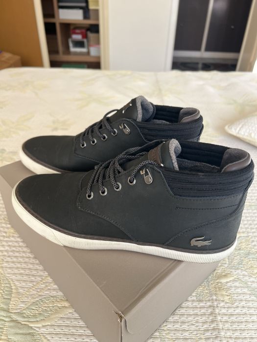 Високи сникърси Lacoste