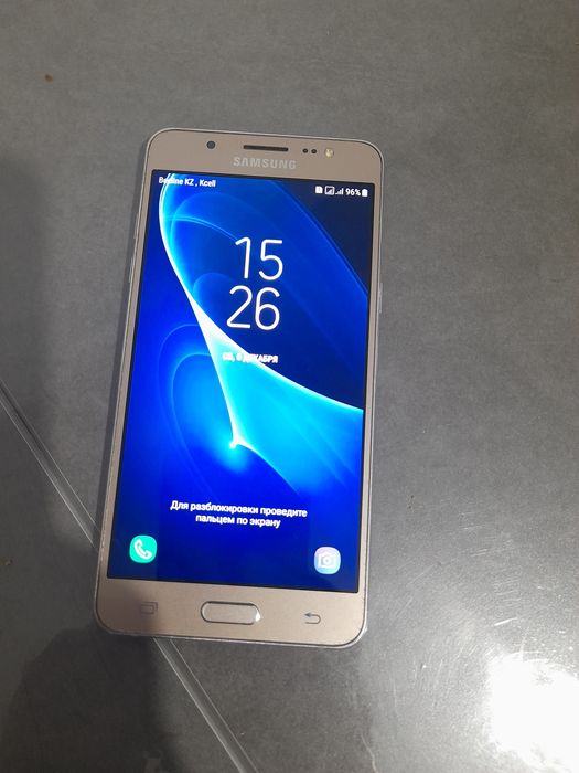 Samsung galaxy G5.  16gb.