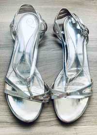 Alexander McQueen Superbe Sandale Fashion Piele Argintii Import UK