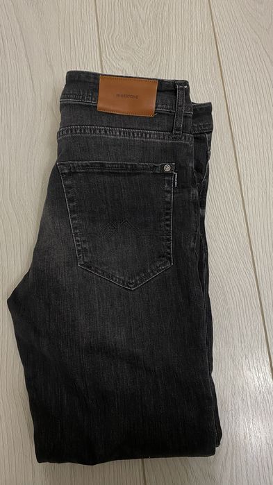 Продам мужские джинсы новые Mineston