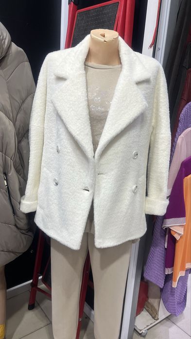 Продам альпаку, куртка