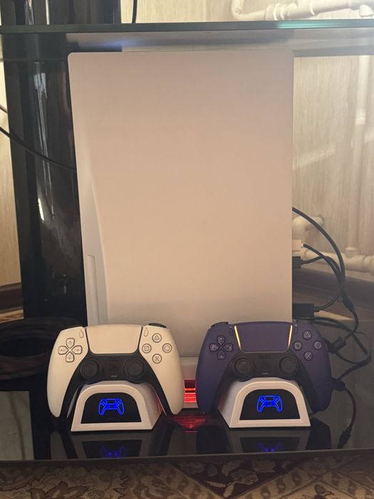 PS5 • PlayStation 5 (CFI-1208A) • Состояние нового • 825 GB