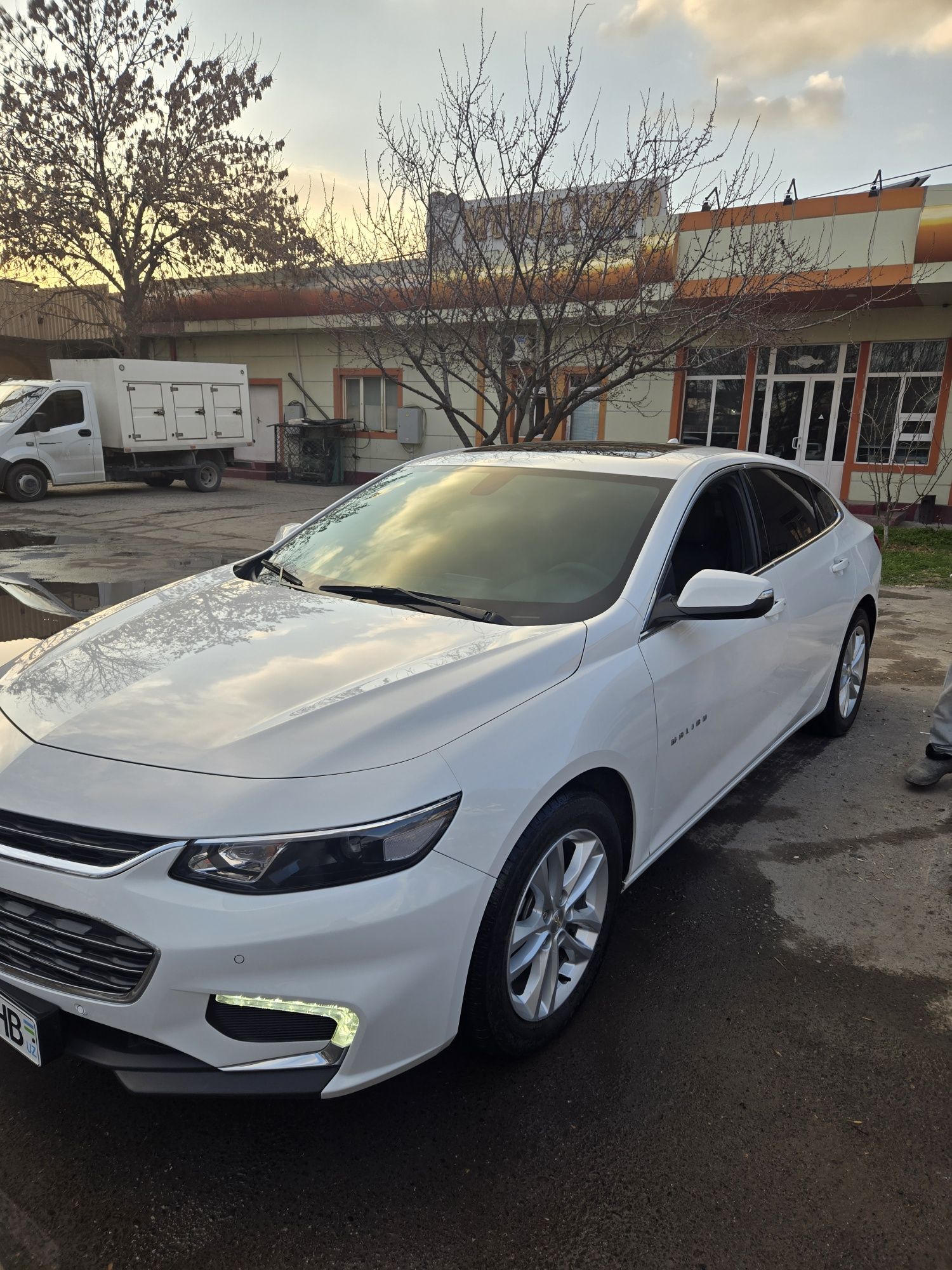 2018 yil 2.0 turbo 100.000 min yurgan ful pazitsa petnolari bor